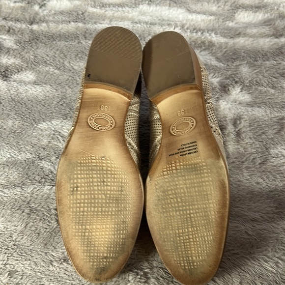 Sundance CATE, golden shimmer wing tip booties sz38 - Picture 7 of 9